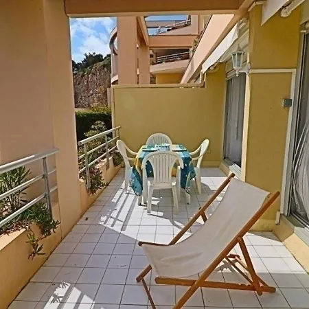 - 5 Pers, 42 M2, 2/1 Appartement *