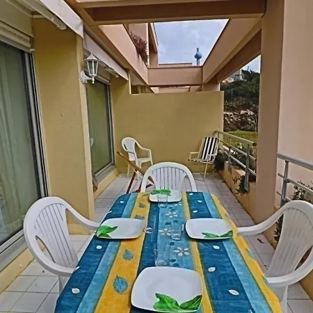 - 5 Pers, 42 M2, 2/1 Sète