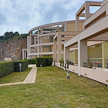 - 5 Pers, 42 M2, 2/1 Appartement *